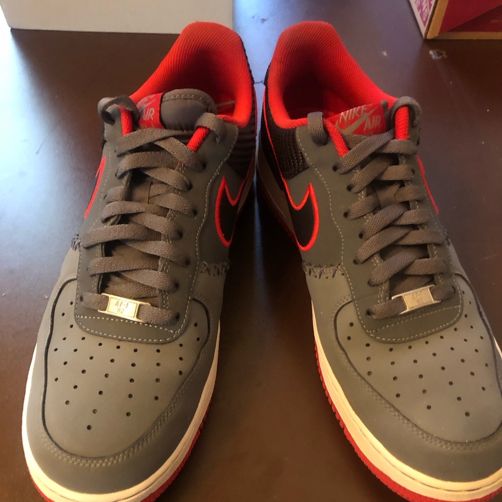 Nike Air Force 1